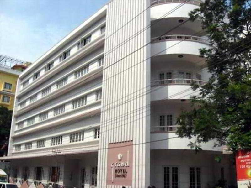 Grand Hotel Kochi Exterior foto